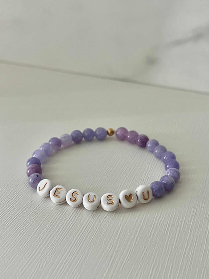 Jesus Loves U bead bracelet – marble bead faith-inspired jewelry.

