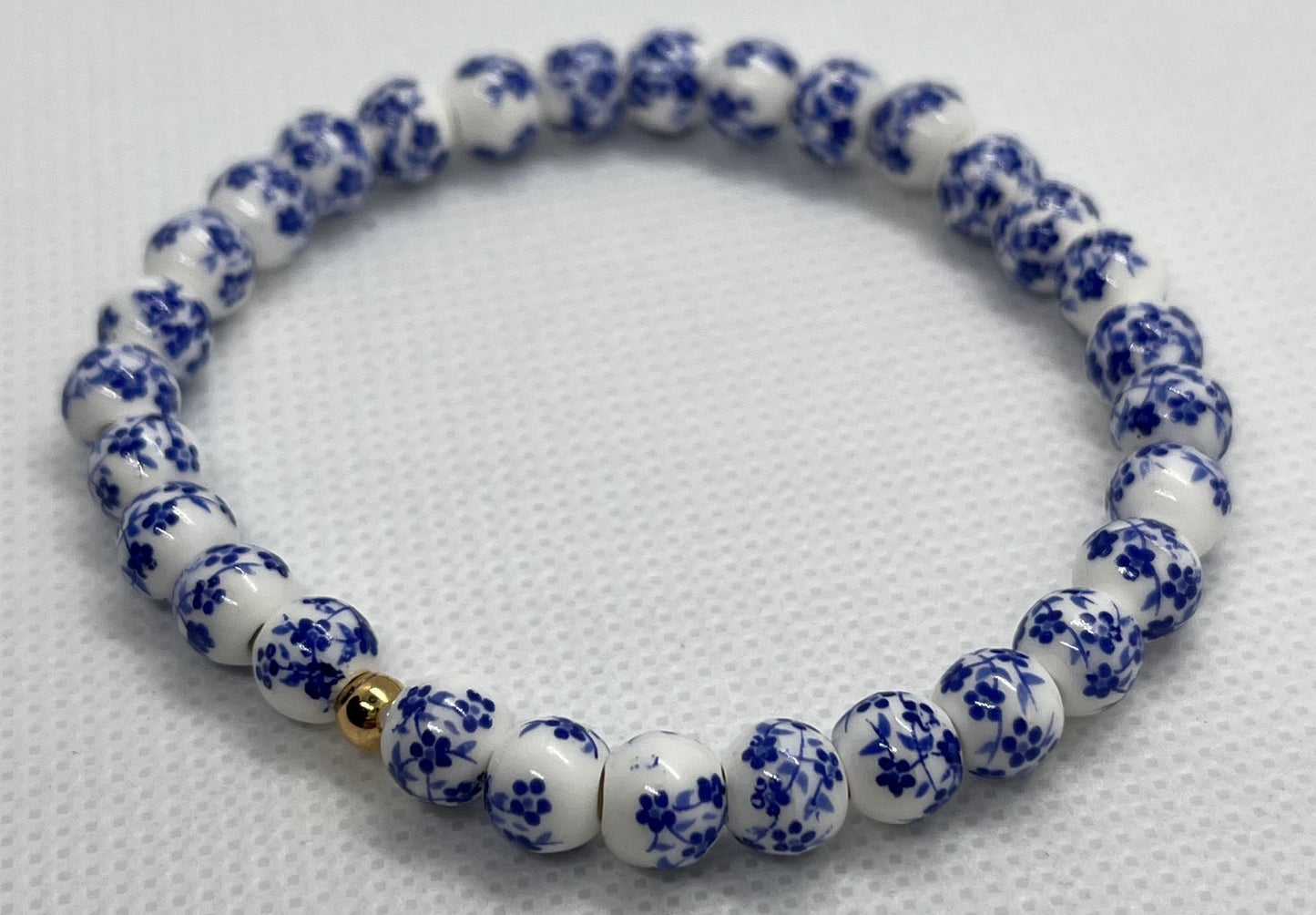 Blue floral beaded bracelet