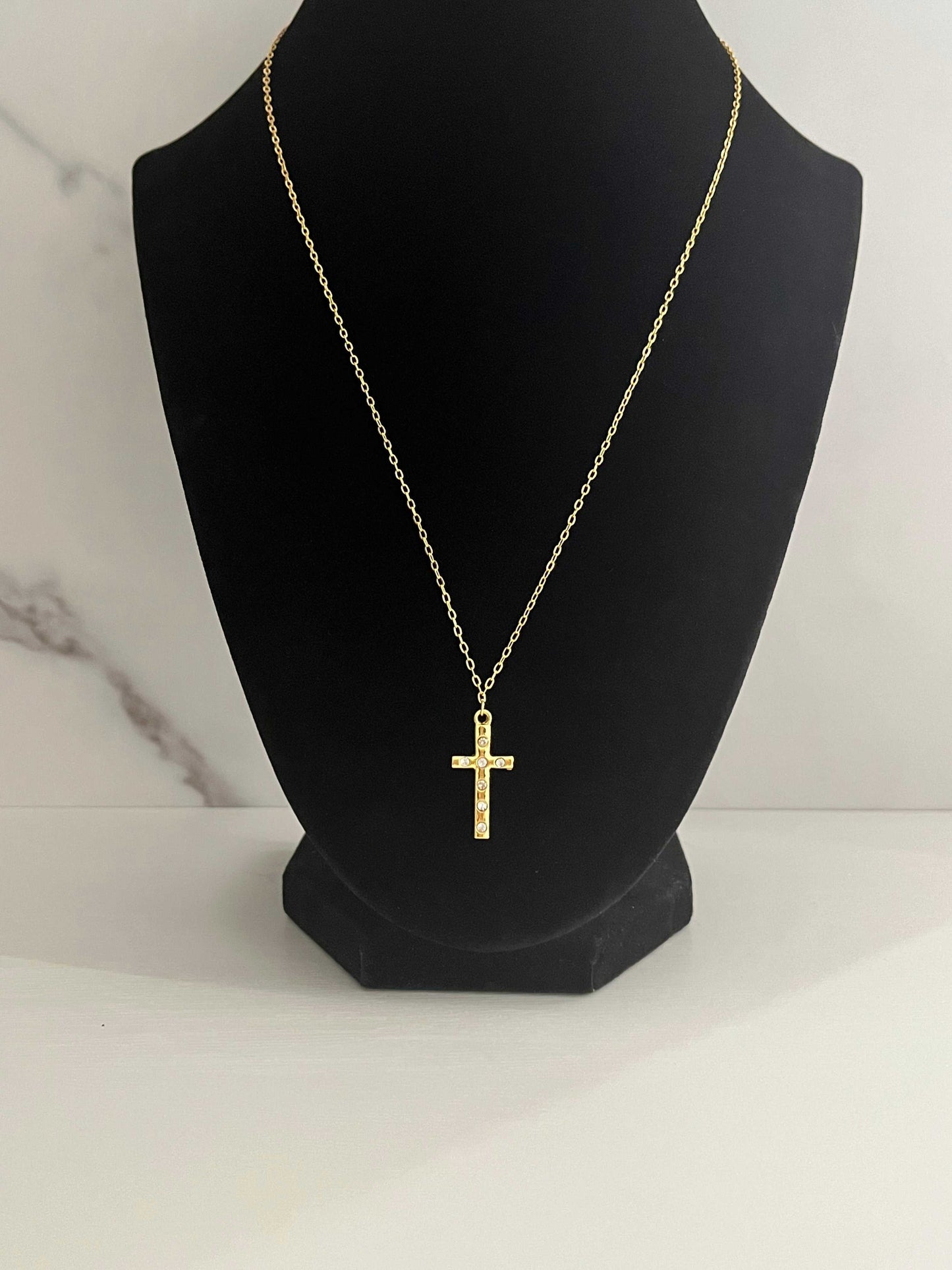 Gold Cross Pendant Necklace – Simply In The Cross 16K Christian jewelry.

