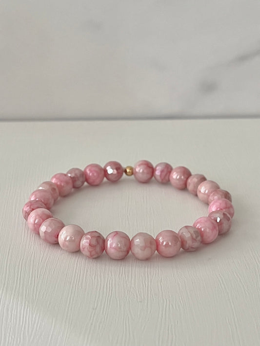 Pink white marbled glass beaded bracelet