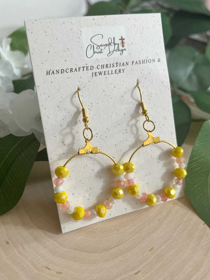 Peach Gold Hoop Earrings with yellow and peach faceted glass beads, elegant jewelry for daily wear
