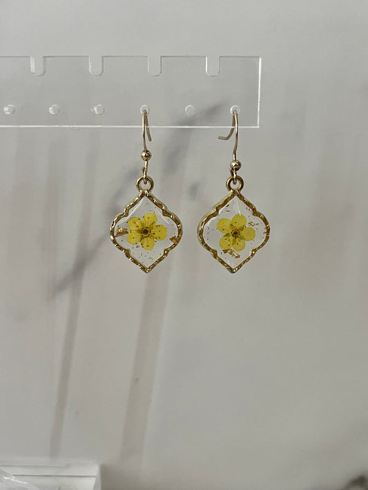 Yellow dried flower gold hook earrings, classy earrings