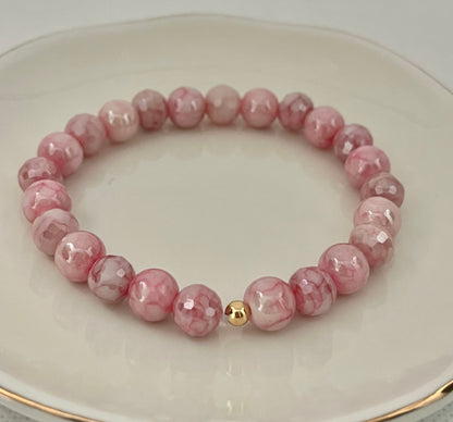 Pink white marbled glass beaded bracelet