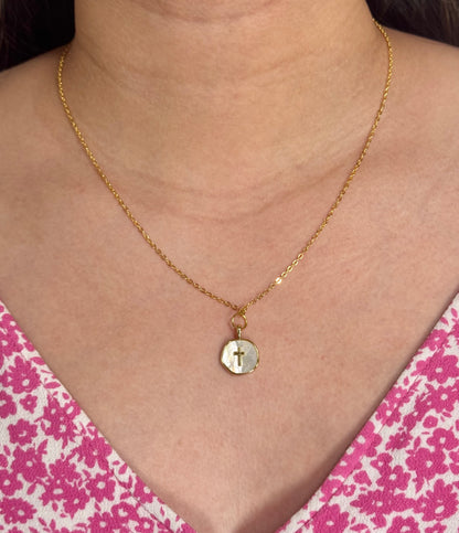 Pearly white cross charm 16k gold 18” necklace