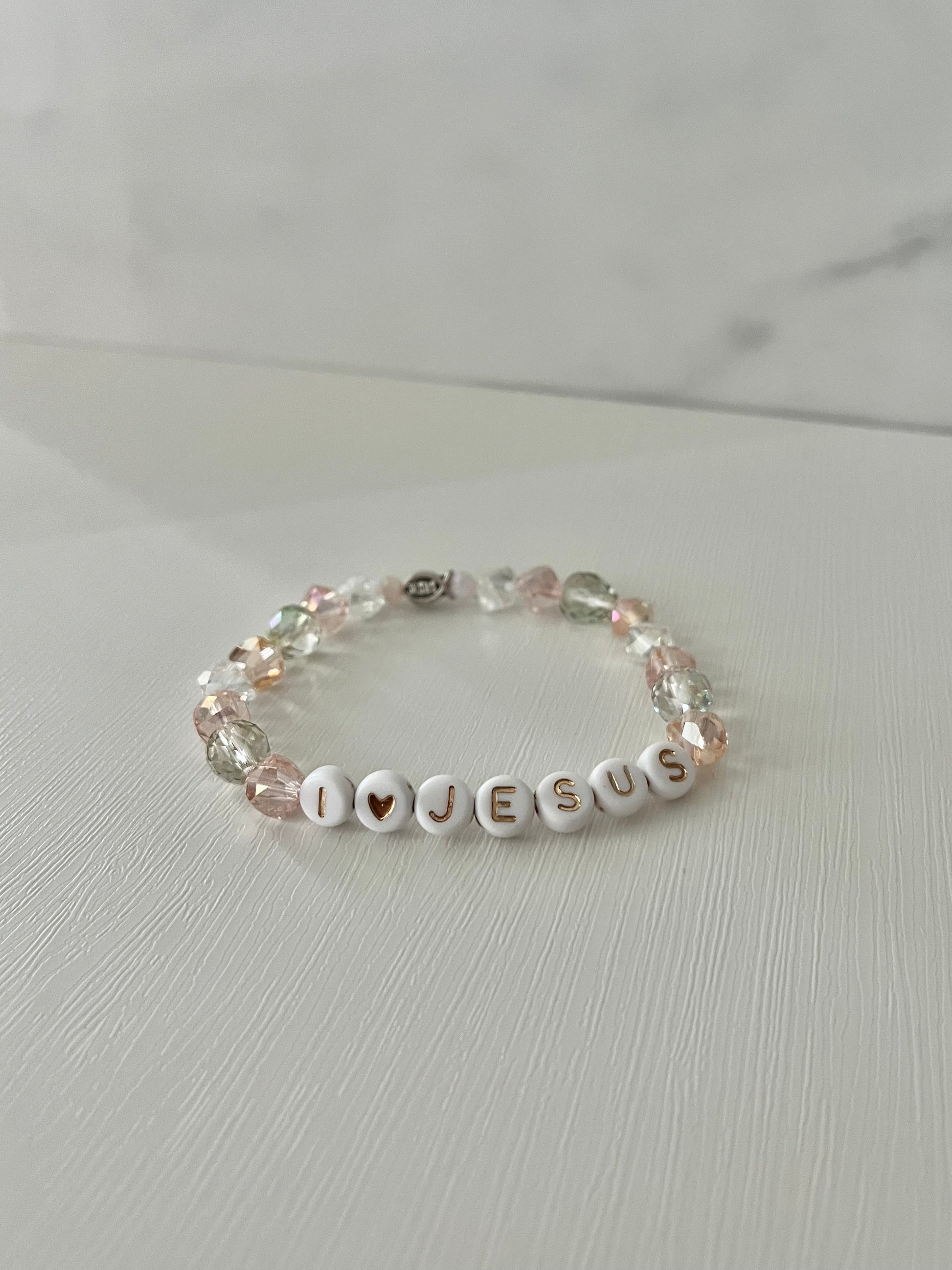 I love Jesus crystal jeweled beaded bracelet