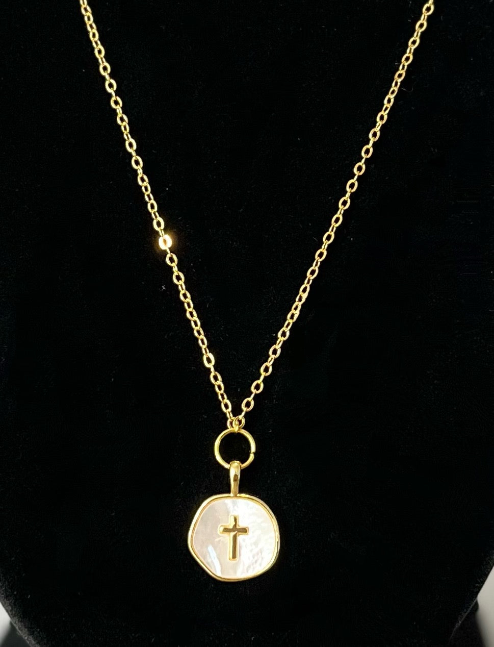 Pearly white cross charm 16k gold 18” necklace