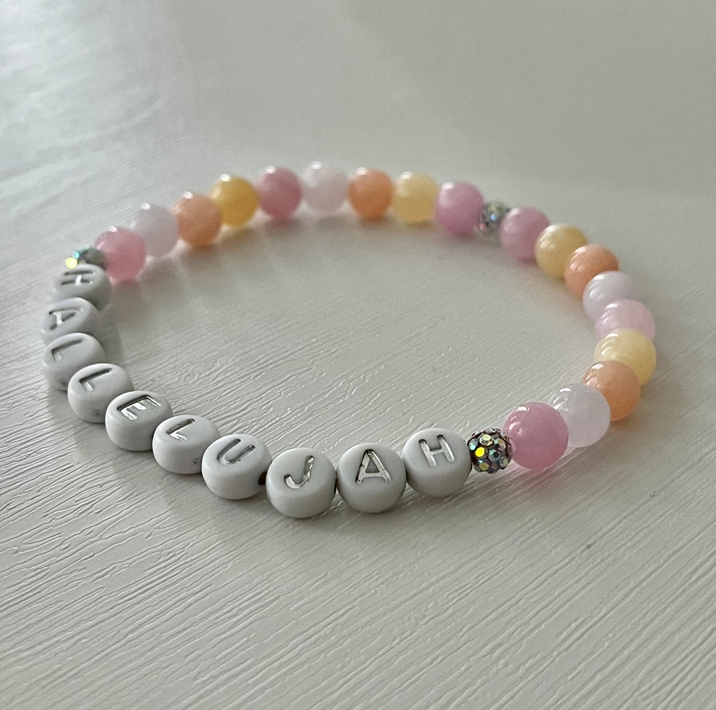 HALLELUJAH multicolored jade bracelet with sequined beads