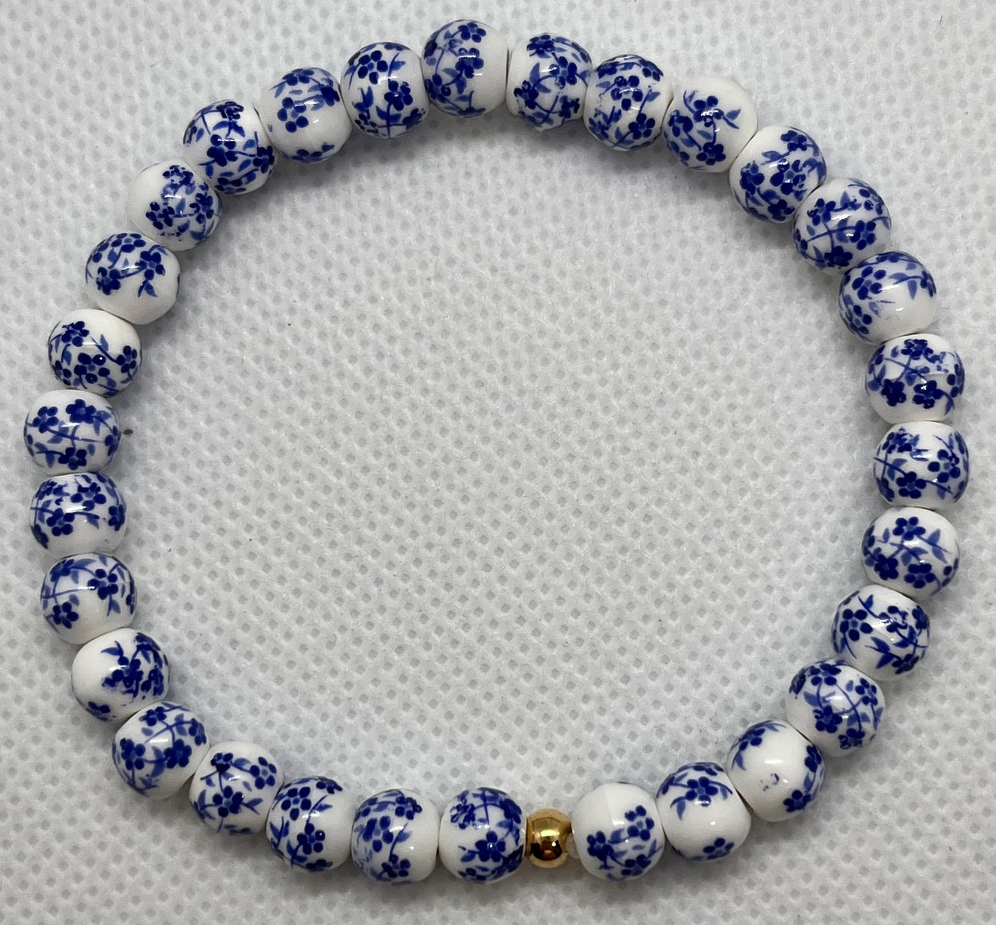 Blue floral beaded bracelet